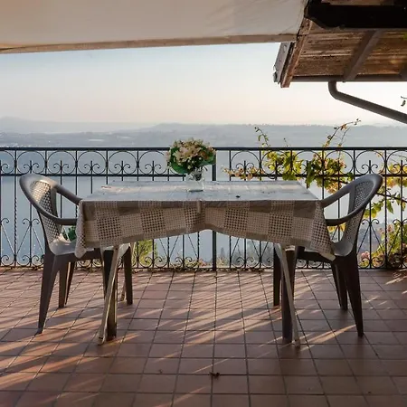 Casale Massina 4 Apartments- Giada-agata-perla-quarzo Lägenhet Salò